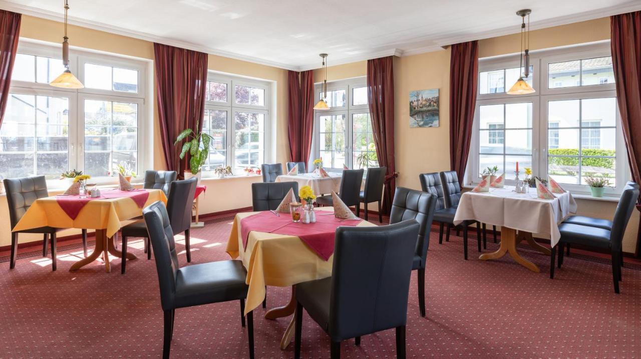 Hotel Am Wariner See מראה חיצוני תמונה