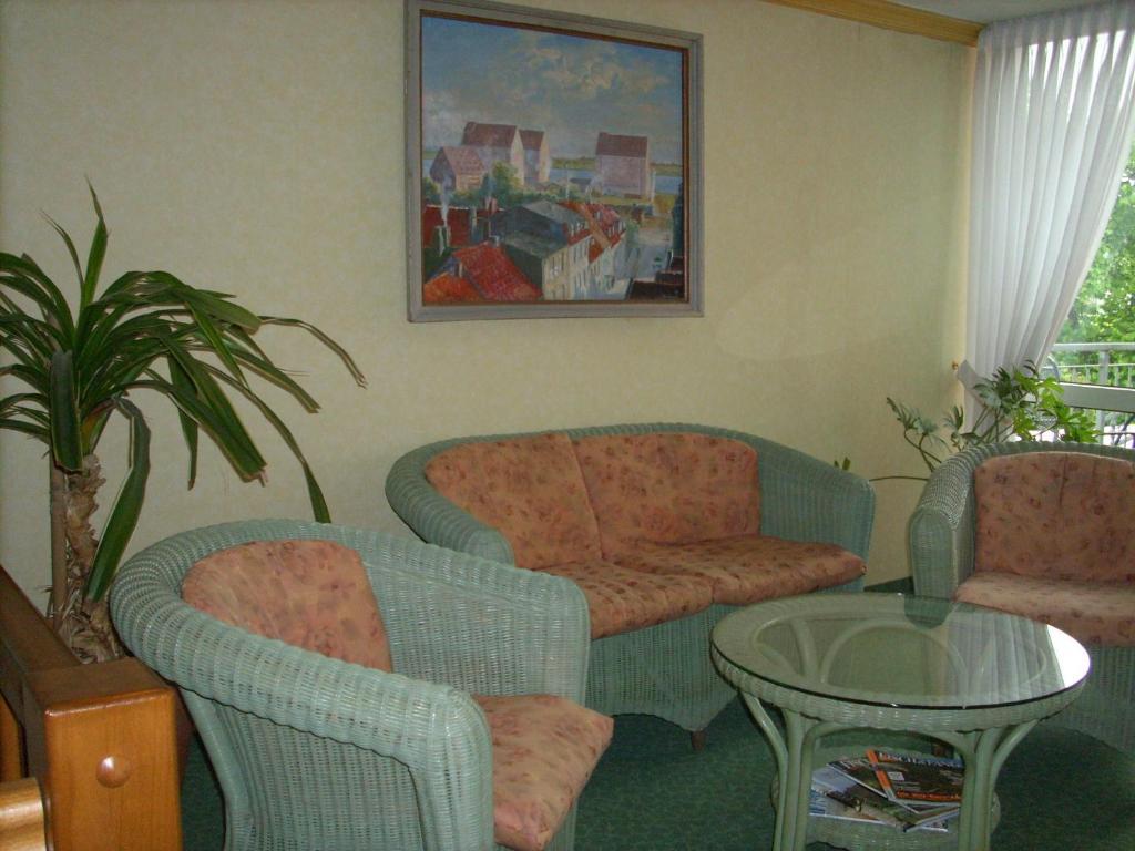 Hotel Am Wariner See מראה חיצוני תמונה