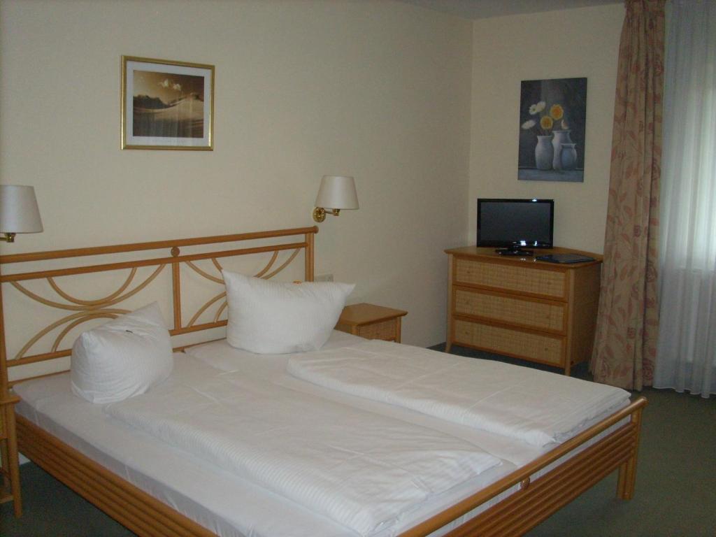 Hotel Am Wariner See מראה חיצוני תמונה