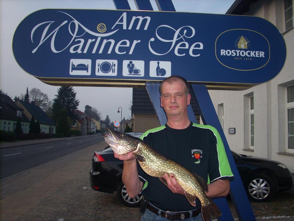 Hotel Am Wariner See מראה חיצוני תמונה