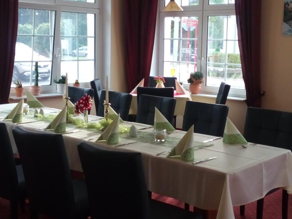 Hotel Am Wariner See מראה חיצוני תמונה
