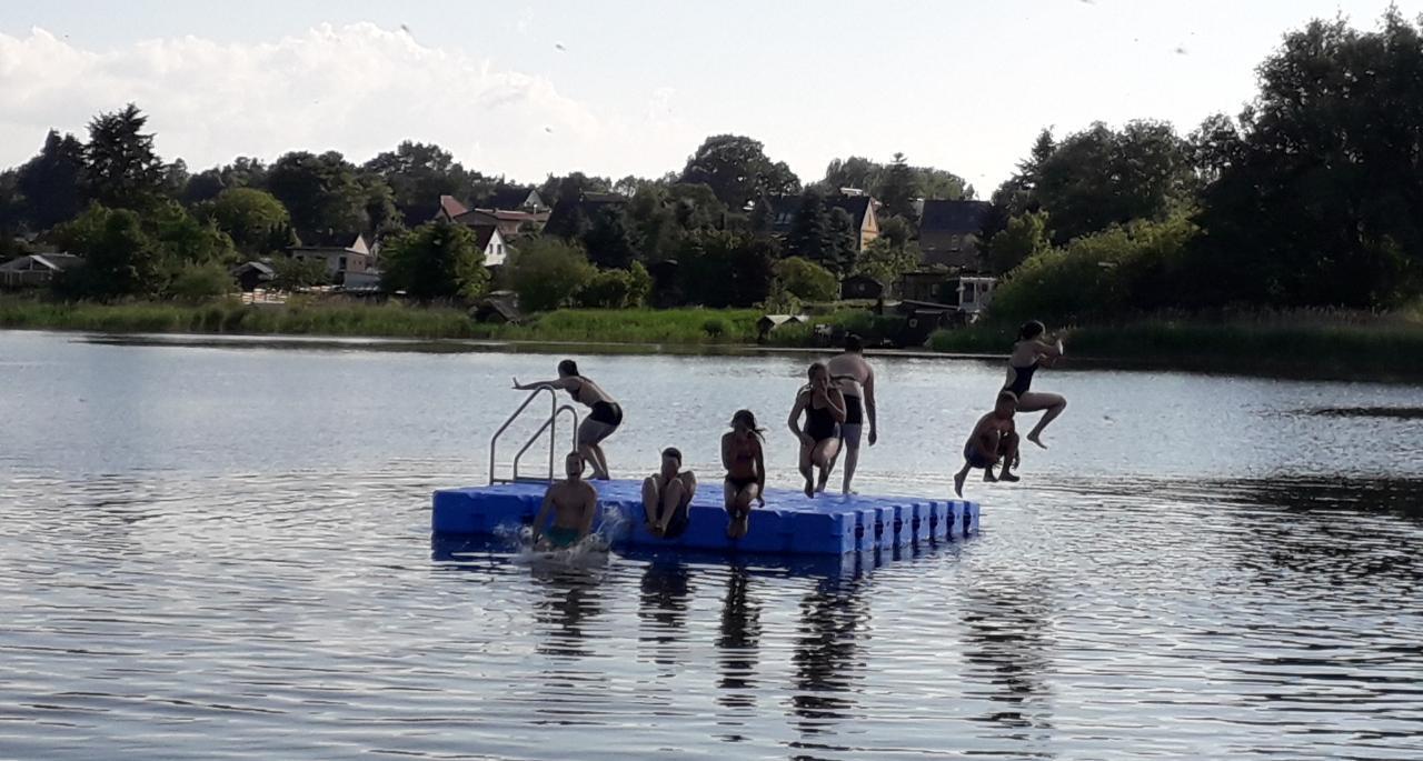 Hotel Am Wariner See מראה חיצוני תמונה