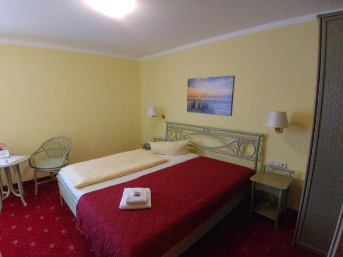 Hotel Am Wariner See מראה חיצוני תמונה